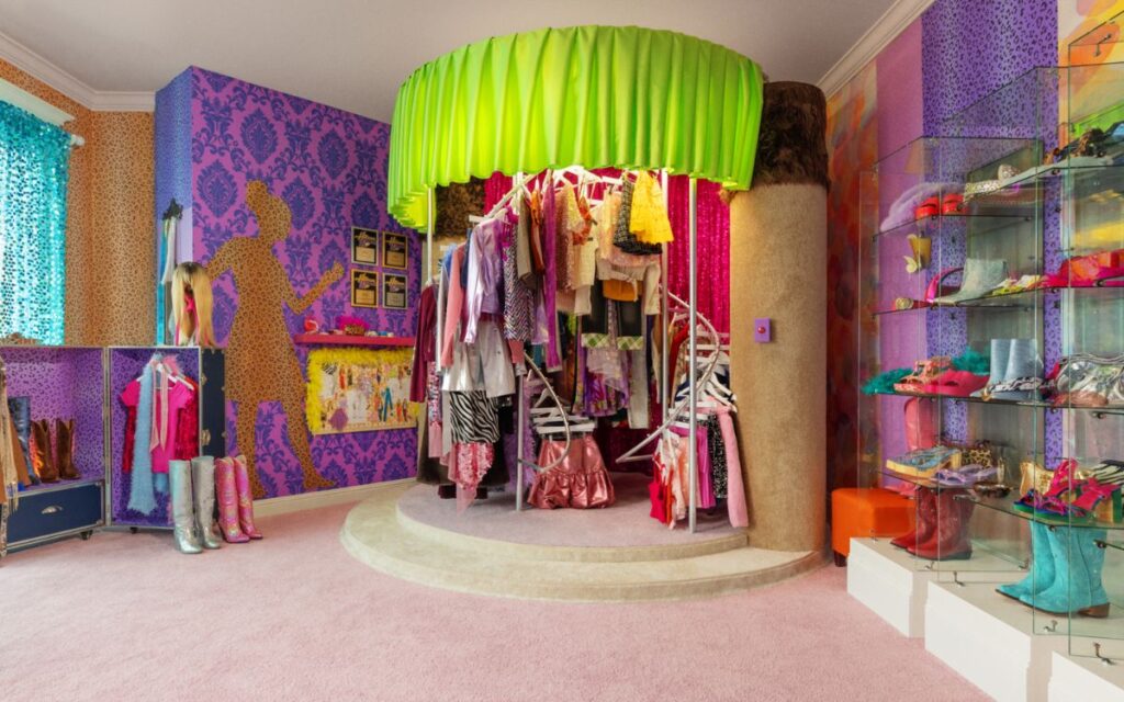 08aab4fca8784e1e8bfc32331333c482