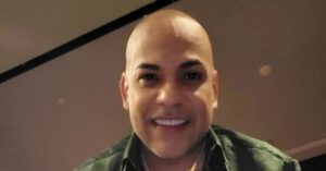 4d6fb100375e4798a3e3d79cf028569e