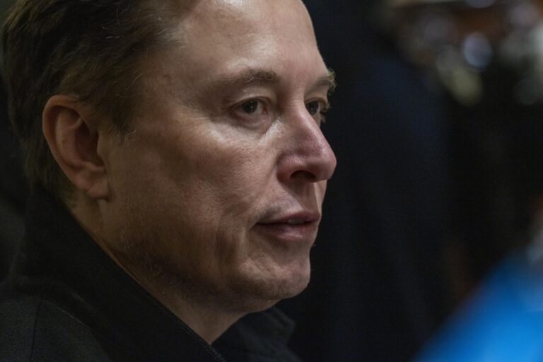 Musk ofrece pagar defensa de víctimas de Epstein demandadas por señalar a sus abusadores