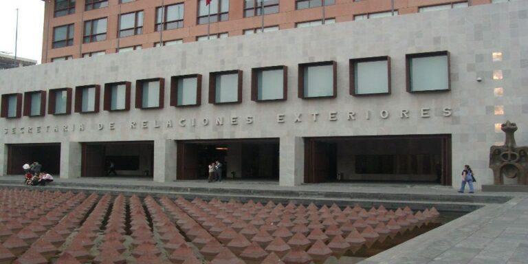 5f04d3e093284ac49b4734dbbc136233