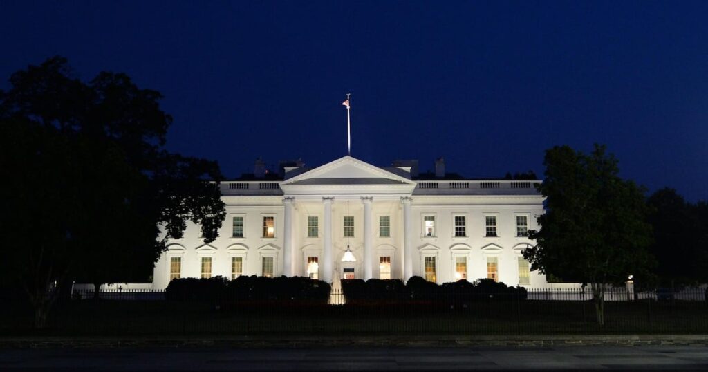 6e886141f35d4f85829b90061d02b98c