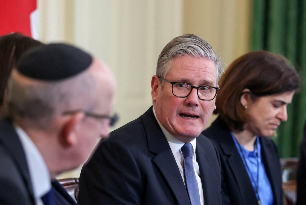 9047c43a1015470fadab4b6d676330c9