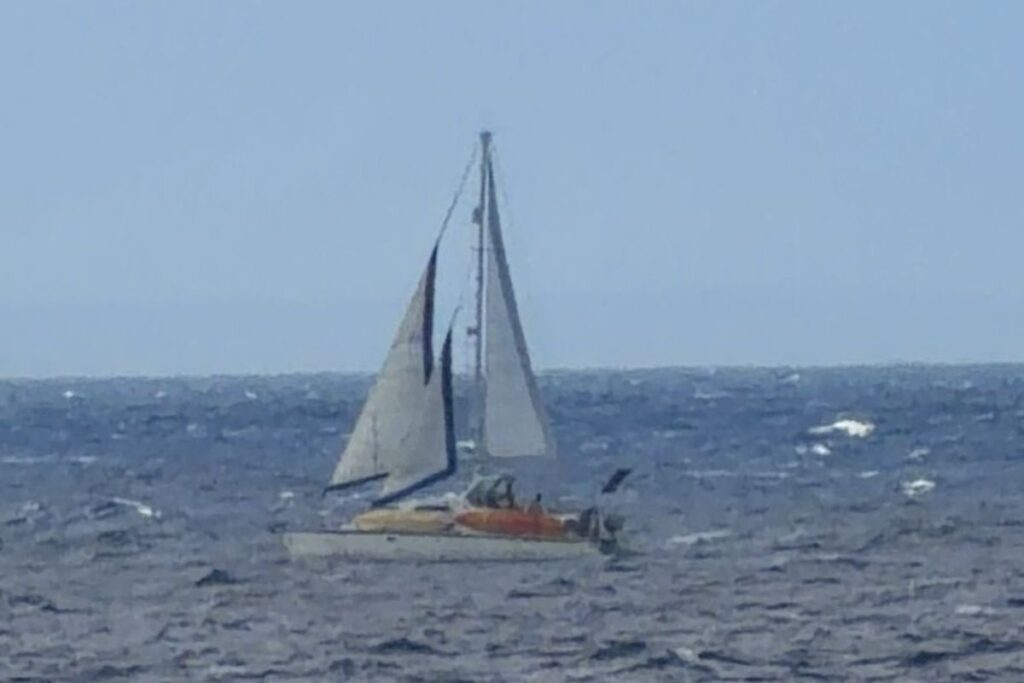 b3de8f0bb3864934bdc28c28d7fa348a