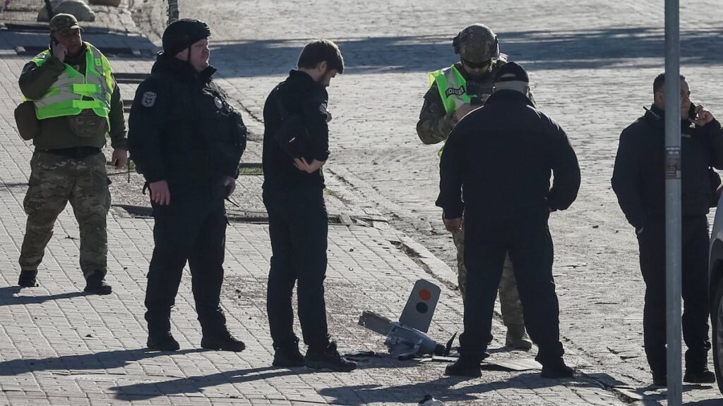 d969f01437154383a43b6f47a4a35200