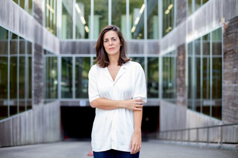 4c2ede95f4164110bec14af58cc4a335