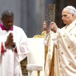 ddef5a385684475e91733af6ed87f666