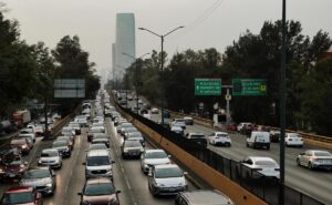 Preocupa tr·fico, encarecimiento y desigualdad a residentes de sedes mexicanas del Mundial